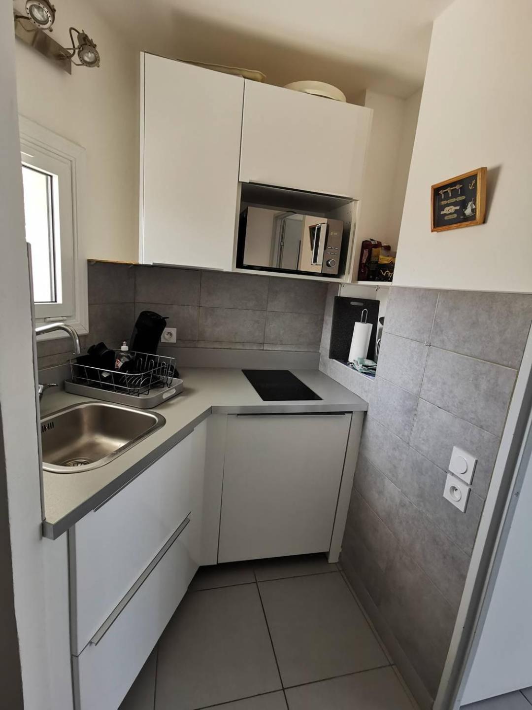 As18656 - Grand Studio Vue Mer, Direct Sur Plage Avec Parking Prive Le Grau-du-Roi Exterior photo